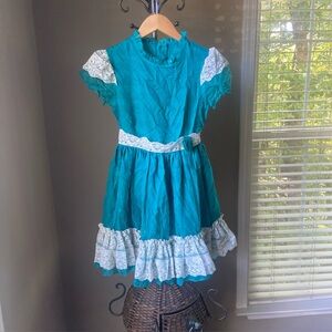 Vintage Pazazz Pageant Dress 10 Party Frilly Lace Layered Ruffles Green
